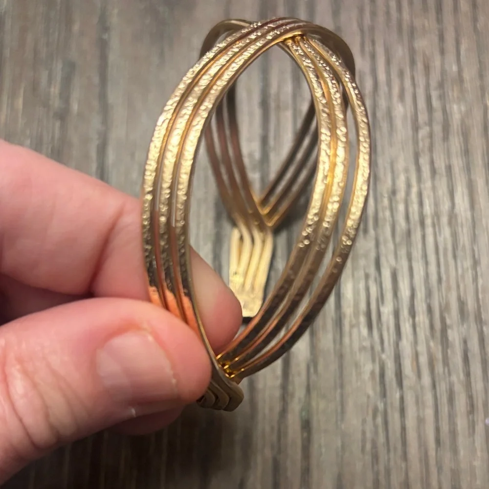 Elegant Gold Infinity Bracelet